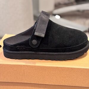 UGG Black Slip-On Clogs - BRAND NEW - Sz 8